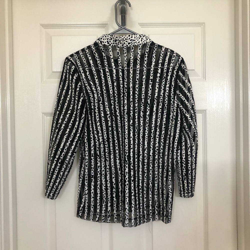 Draper's & Damon's Animal Print Sheer Jacket - Picture 2 of 4